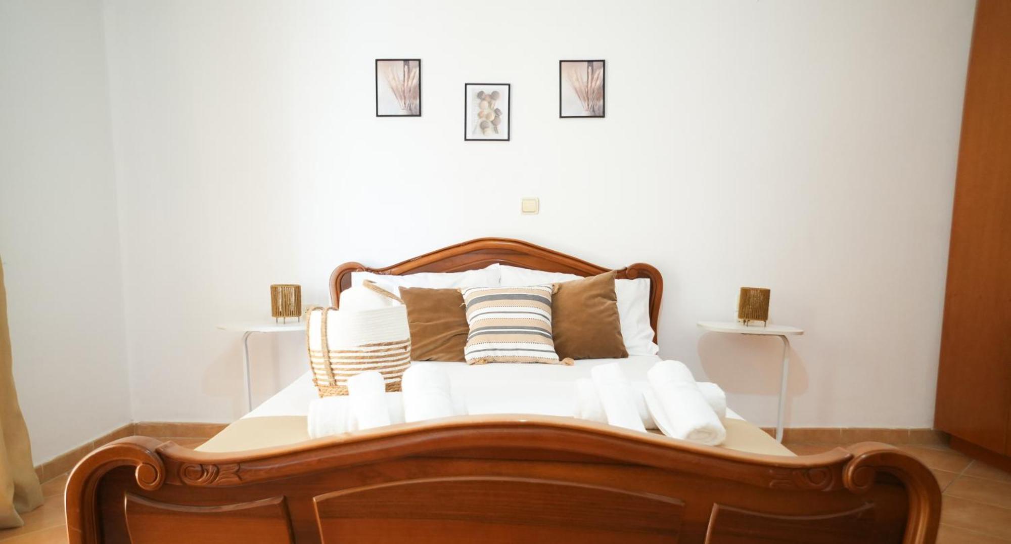 Saranda Waterside Apartments מראה חיצוני תמונה