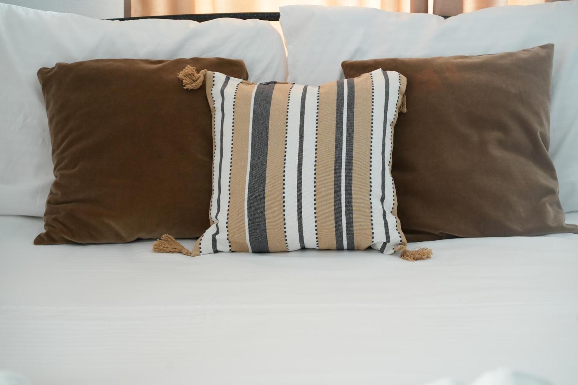 Saranda Waterside Apartments מראה חיצוני תמונה
