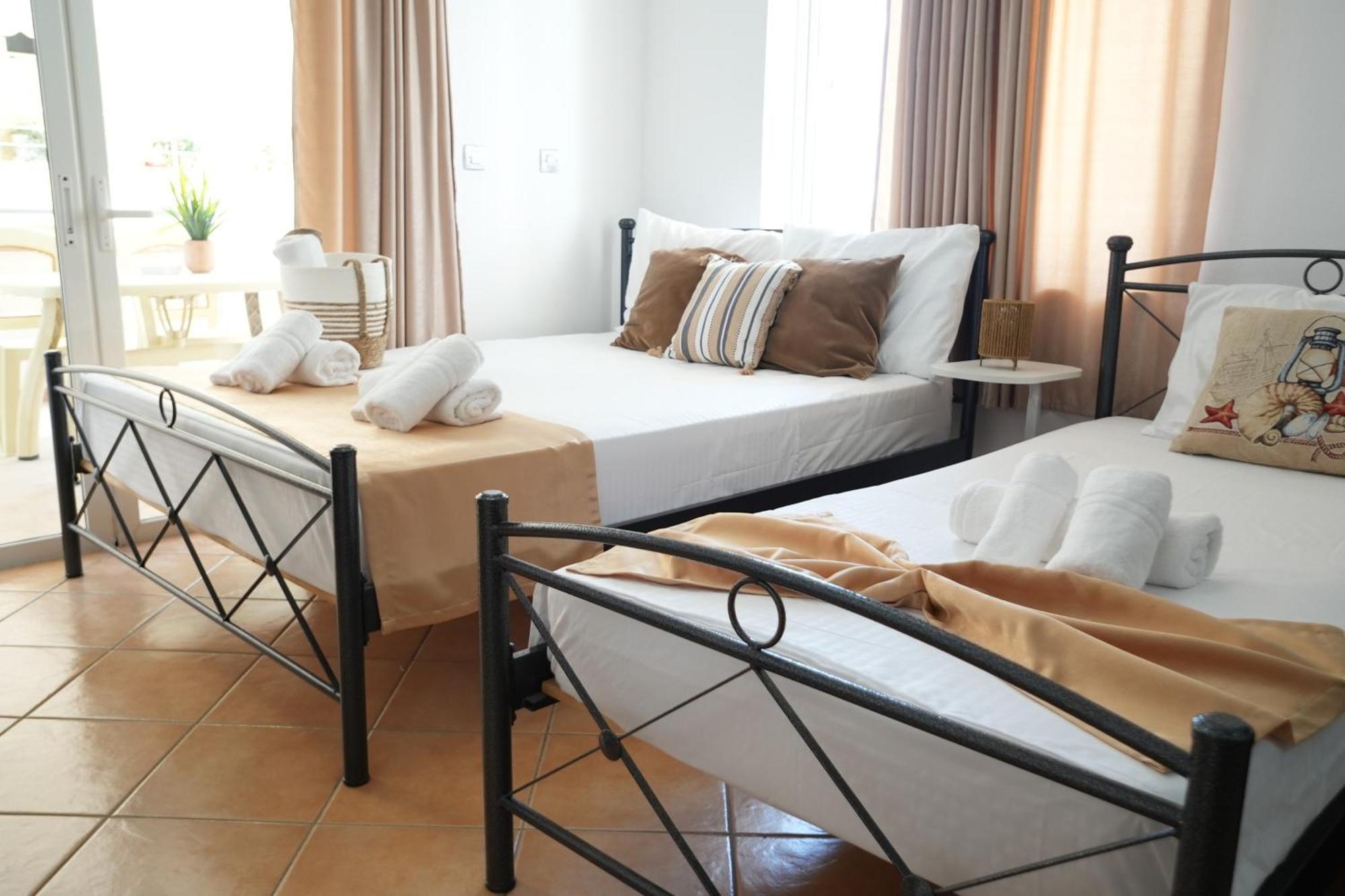 Saranda Waterside Apartments מראה חיצוני תמונה